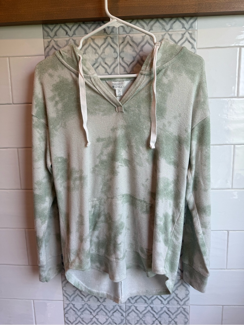 Market & Spruce Sage Green Hoodie Sweater